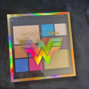 Revlon WW84 Eyeshadow Palette - Blue, Pink, Gold, Brown
